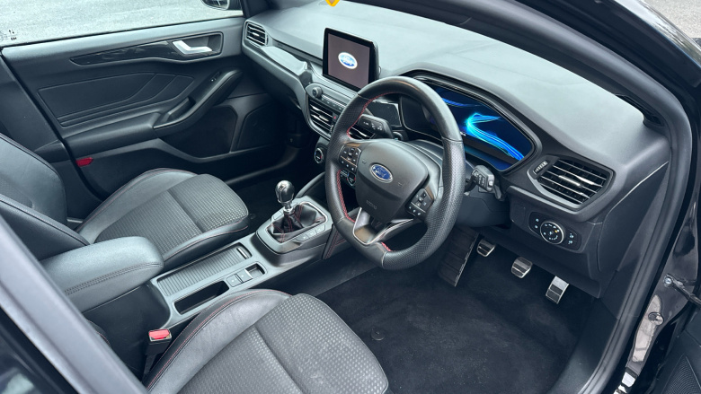 Ford Focus 1.0 EcoBoost Hybrid mHEV 155 ST-Line X Edition 5dr Petrol Hatchback